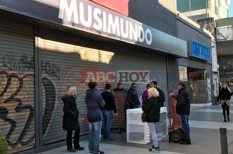 Sorpresivo cierre de la sucursal Tandil de Musimundo